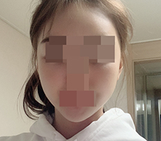 Маленькое лицо удивляет