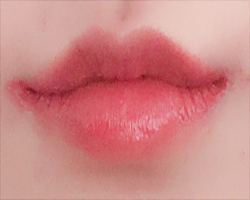 Уголки губ такие красивые, не правда ли ㅠ?