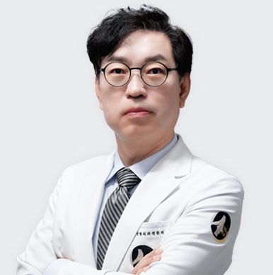 Hyundai Aesthetics, директор клиники Kim Dong Hwan